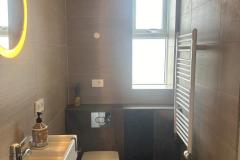Lindartun-double-privet-toilet-1 Lindartun-double-privet-toilet-1